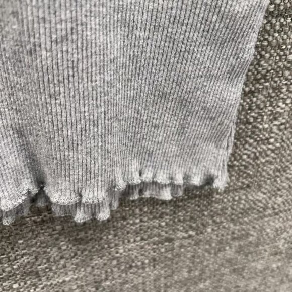 Sundance Womans Shirt Size XL Y2k Gray Ribbed Knit Top Lettuce Hem Long Shirt - Picture 6 of 7